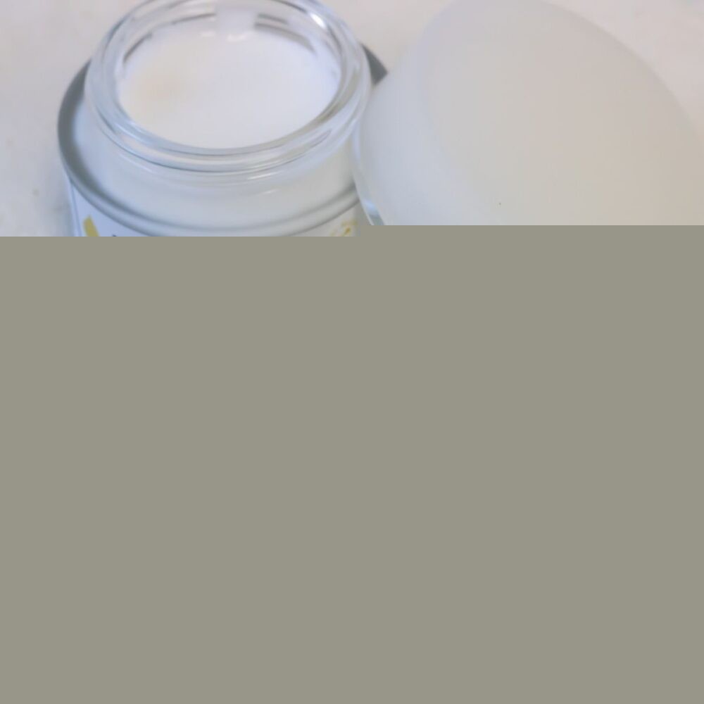 2-in-1 Cleansing Cream-Mask With 10% AHA Acids And a Probiotic Complex, 50ml
