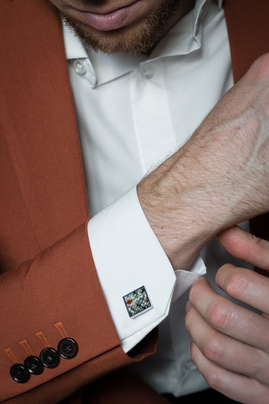 Square Cufflinks – Red-Spotted Leather