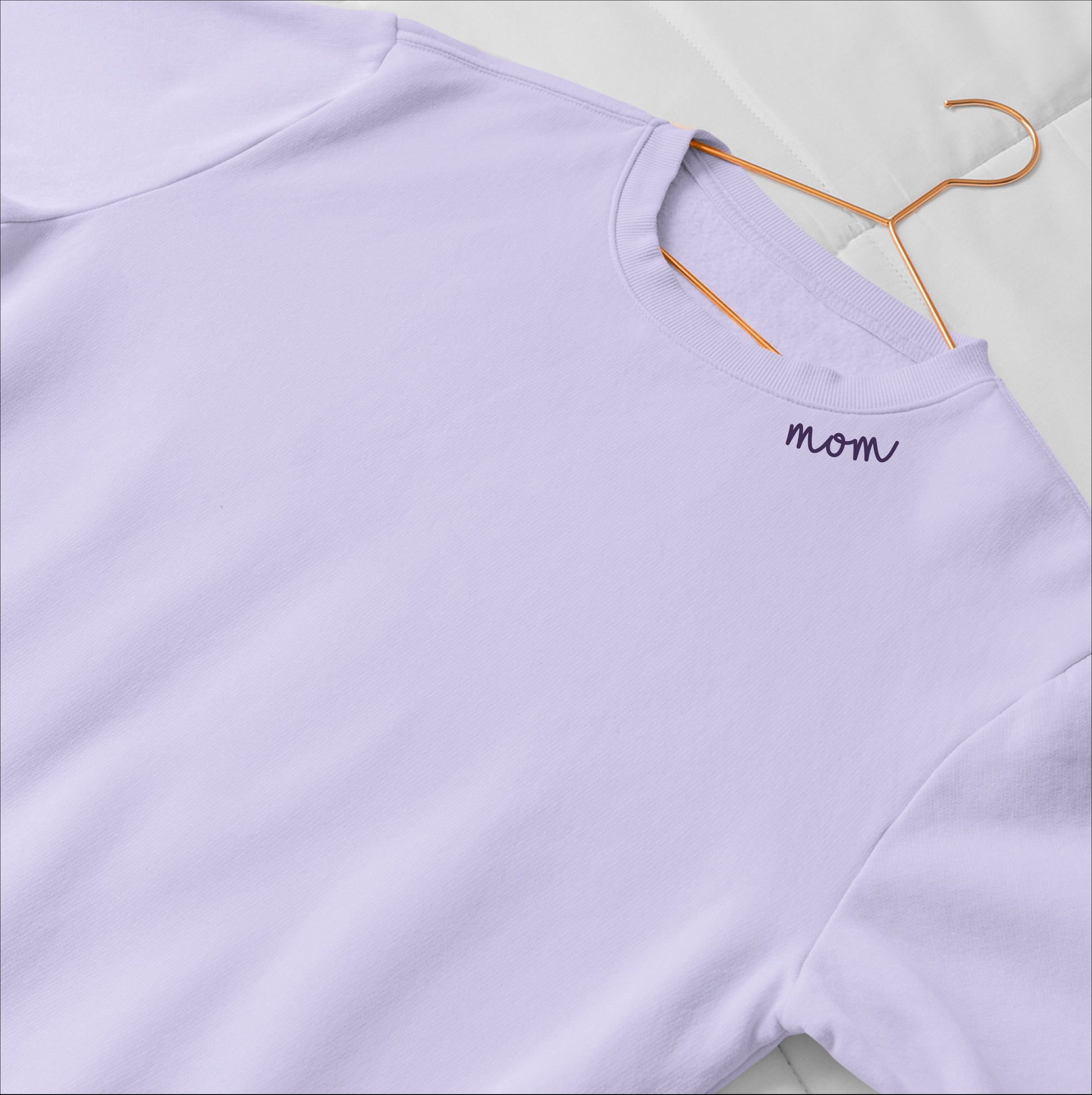 Embroidered Collar Organic Cotton Sweatshirt "Mom"